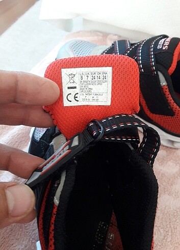 Skechers marka çok temiz çocuk ayakkabı