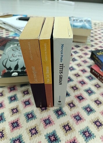 Gormenghast Üçlemesi - Mervyn Peake