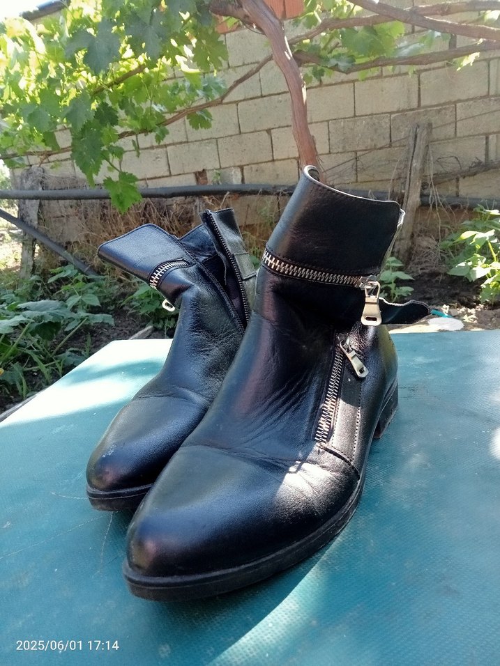 Tokalı Siyah Biker Bot - Görsel 2