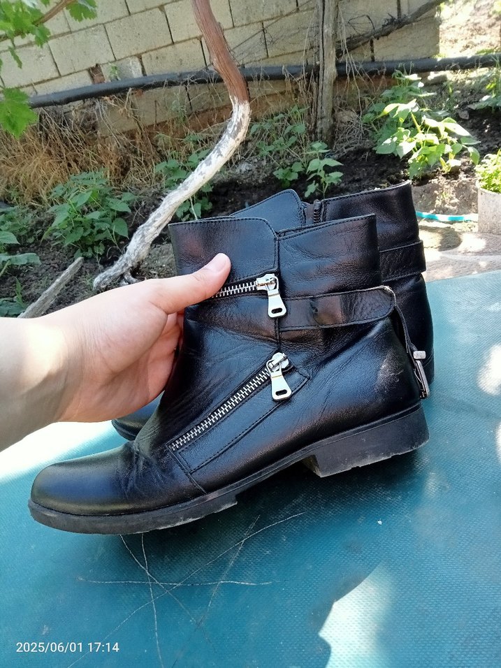 Tokalı Siyah Biker Bot - Görsel 3