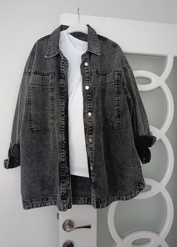 Gri Düğmeli Kadın Denim Ceket