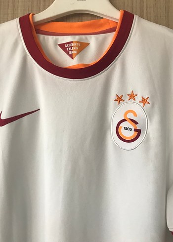m Beden beyaz Renk Galatasaray forma 2014-2015 sezon