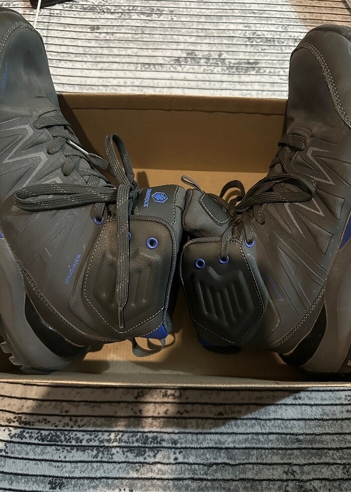 Lumberjack Outdoor Bot - Görsel 3