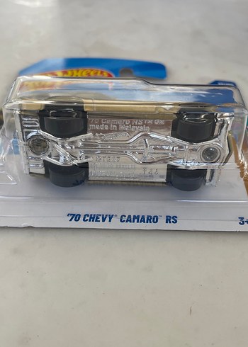 Parlak Altın Renkli '70 Chevy Camaro RS hw araç