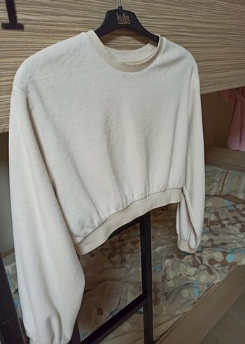 xs Beden beyaz Renk Bershka kadın kazak u