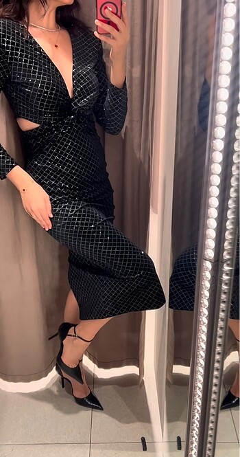 xs Beden Zara kadife elbise