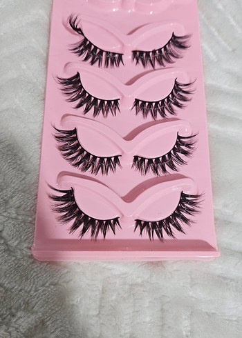 Pembe Kutuda Siyah Takma Kirpik Seti - Görsel 3