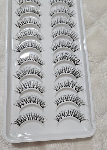 Doğal Görünümlü Takma Kirpik - Görsel 3