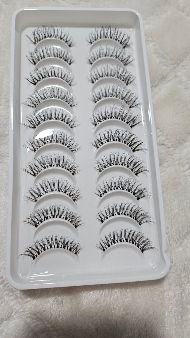 Doğal Görünümlü Takma Kirpik - Görsel 3