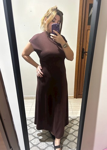 Kahverengi Midi Yüksek Yakalı Kadın Elbise - Görsel 2