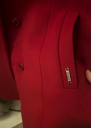 Kırmızı Kadın Kaban Broş Detaylı - Görsel 10