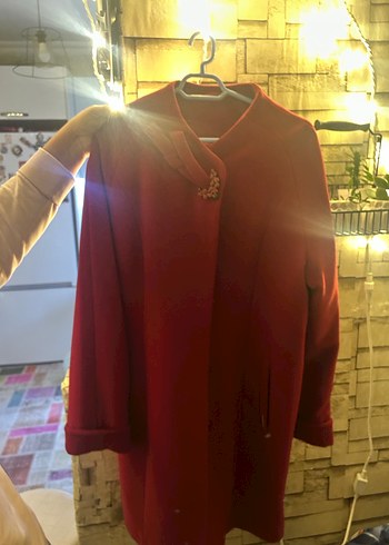 Kırmızı Kadın Kaban Broş Detaylı - Görsel 12