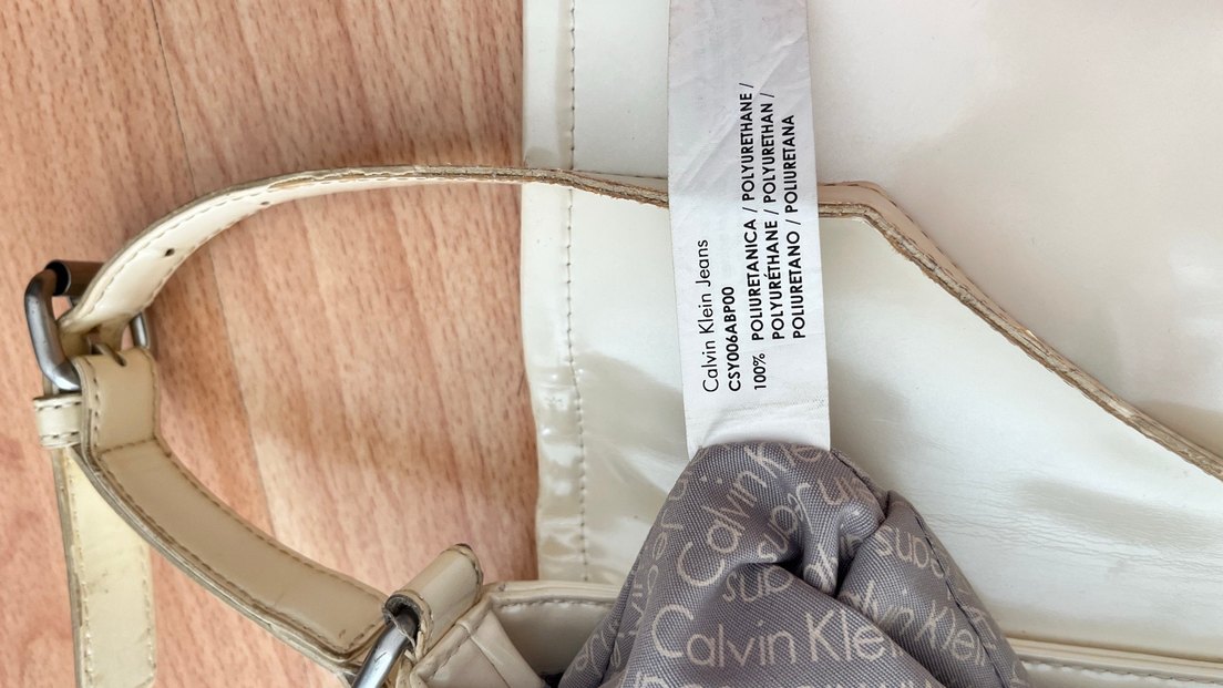 CALVIN KLEIN JEANS Krem Deri Tokalı Kadın Çanta - Görsel 5