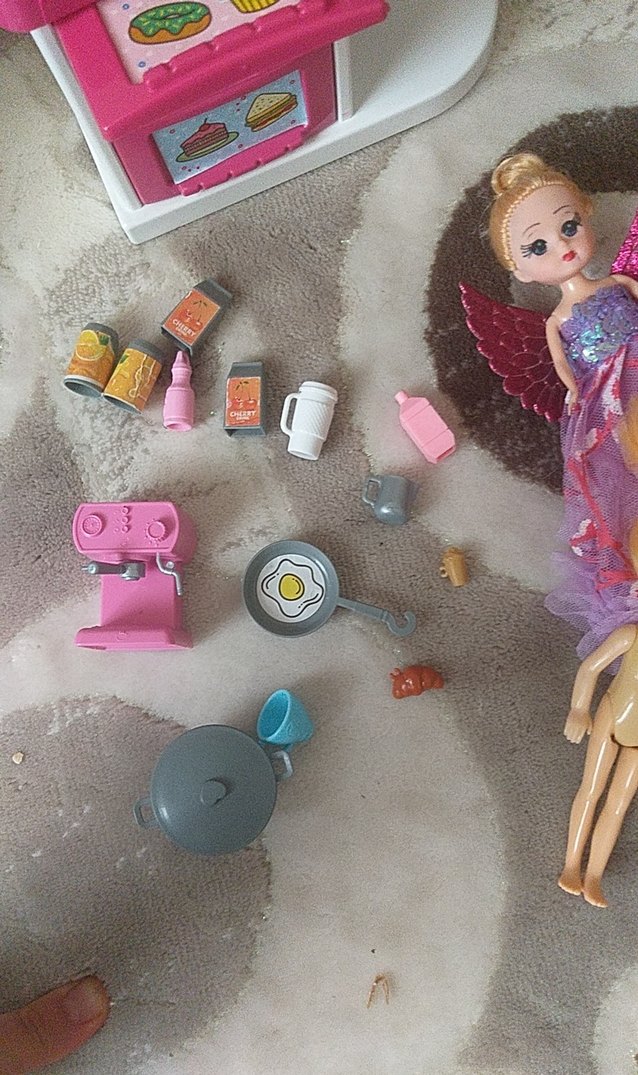 Pastel Pembe Oyuncak Mutfak Seti ve Bebekler - Görsel 5