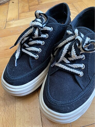37 Beden Marjın Kadın Sneaker Bez Spor Ayakkabı
