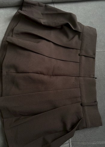 Düz Siyah Pileli Mini Etek - Görsel 2