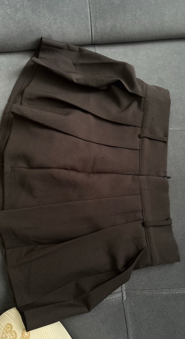 Düz Siyah Pileli Mini Etek - Görsel 2