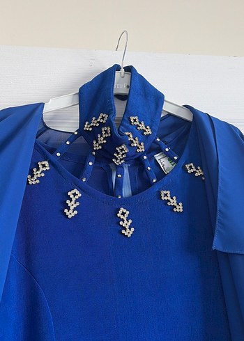 Mavi İşlemeli Uzun Drapeli Kadın Abiye - Görsel 3