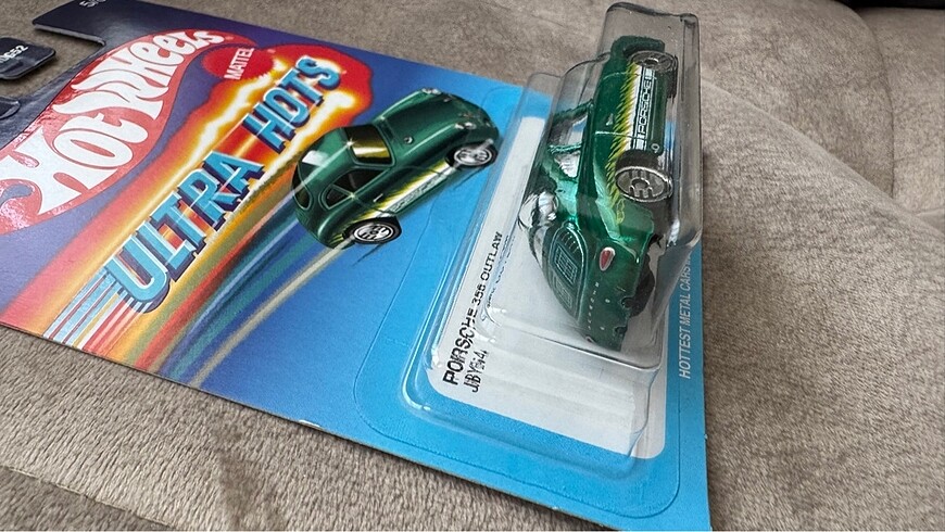 Hotwheels Ultra Hots Porsche 356 Outlaw - Görsel 4