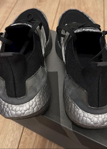 Adidas Erkek Siyah Ultraboost 22 Koşu Ayakkabısı - Görsel 4