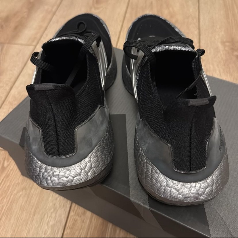 Adidas Erkek Siyah Ultraboost 22 Koşu Ayakkabısı - Görsel 4