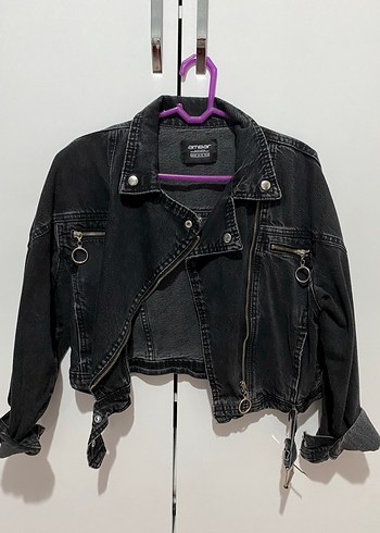 Diğer Siyah Kemerli Kadın Denim Ceket