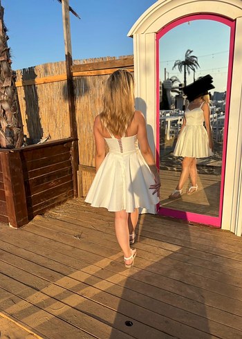 38 Beden Beyaz Straplez Midi Mini Elbise