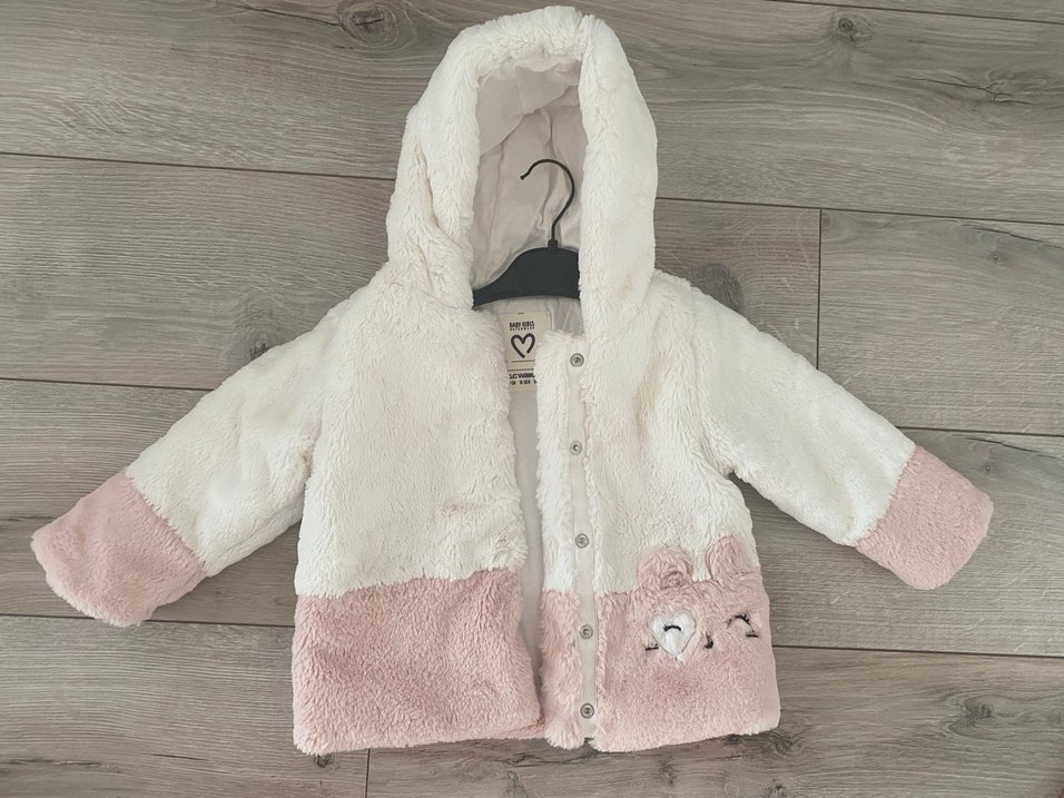 Kapüşonlu Beyaz ve Pembe Kız Çocuk Peluş Ceket - Görsel 4