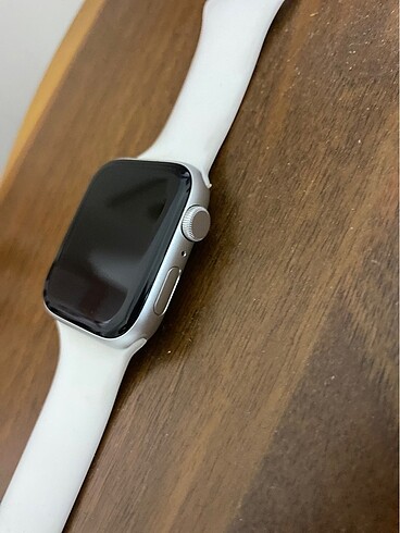 Apple Watch S E ????