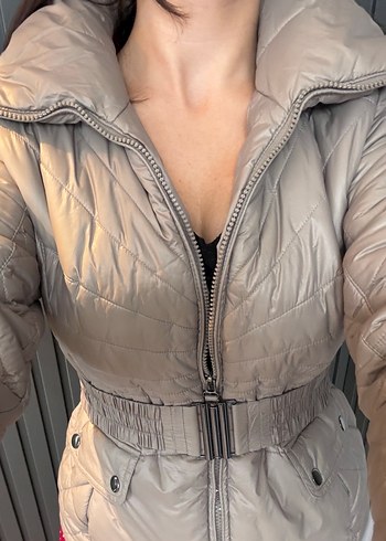 Gri Kemerli Kadın Kışlık Mont - Görsel 4