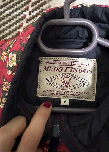 Fermuarlı Kırmızı Çiçek Desenli Kadın Ceketi - Görsel 6