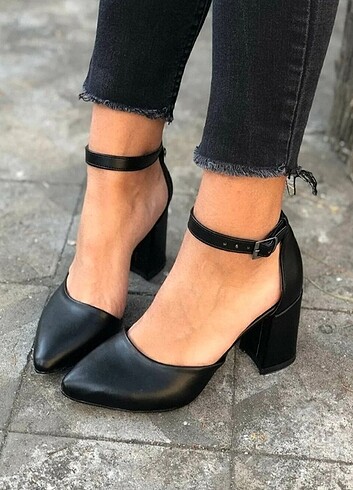 Kalın topuklu stiletto