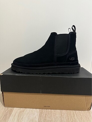 42 Beden UGG SİYAH SÜET ERKEK BOT 42
