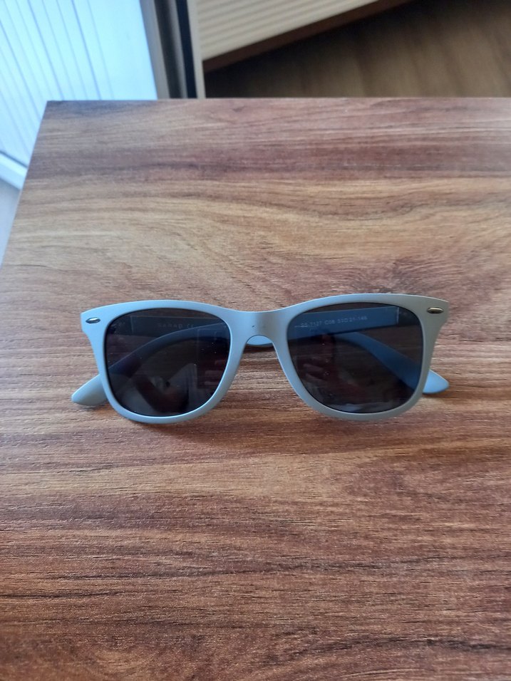 Minimalist Mavi Gri Kadın Güneş Gözlüğü - Görsel 2