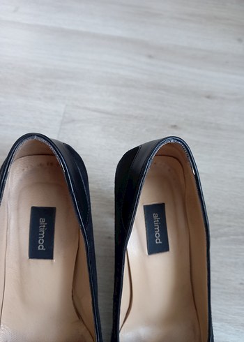 Siyah Süet Kare Burunlu Kadın Topuklu Ayakkabı - Görsel 5