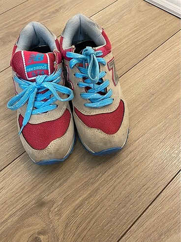 38 Beden New Balance Kadın Spor Ayakkabı