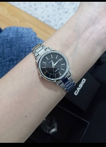 Beden Casio kutusunda bayan saati
