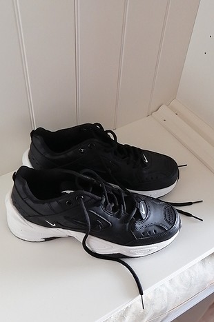 nike m2k tekno