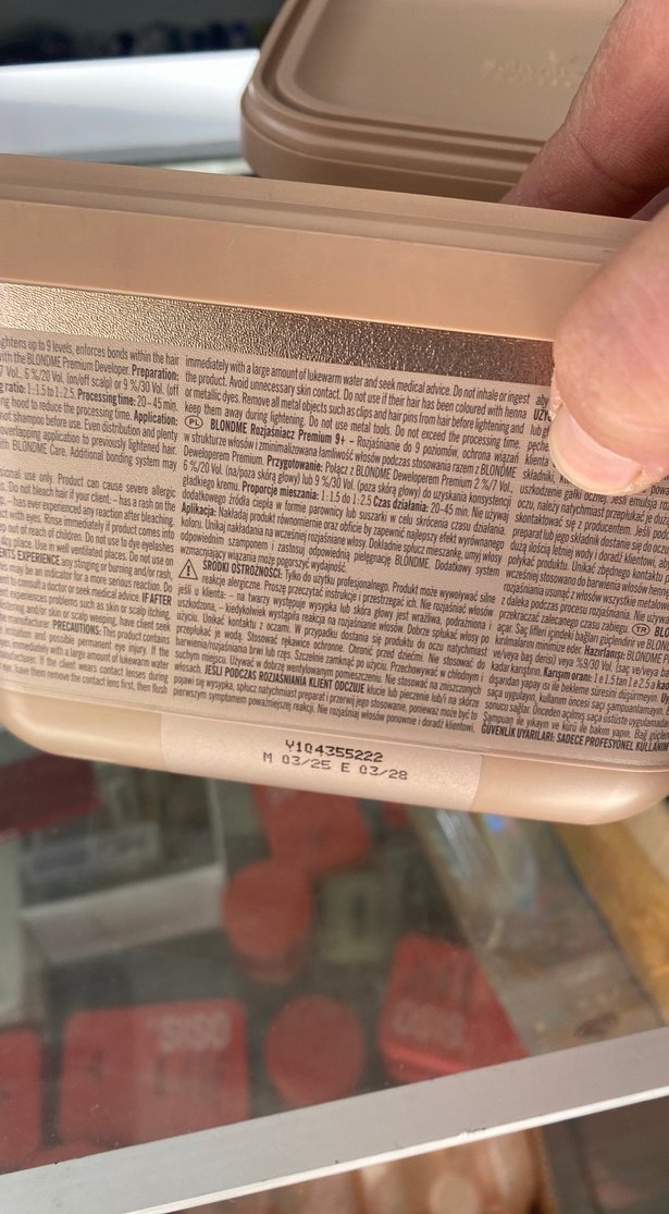 BLONDME Premium Lightener 9+ Saç Açıcı - Görsel 2