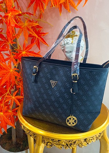 GUESS ÇANTA