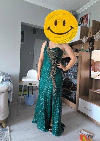 Yeşil Pul İşlemeli Yılan Desenli Uzun Abiye - Görsel 2