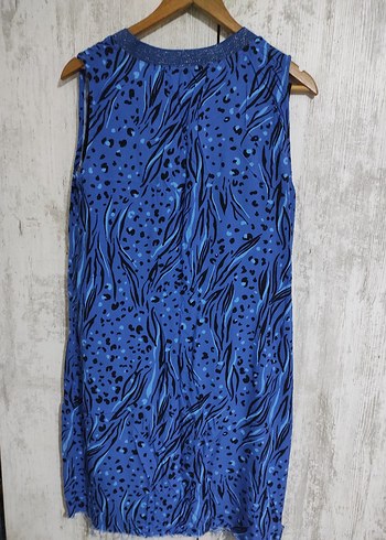 Mavi V Yakalı Kolsuz Uzun Elbise - Görsel 2