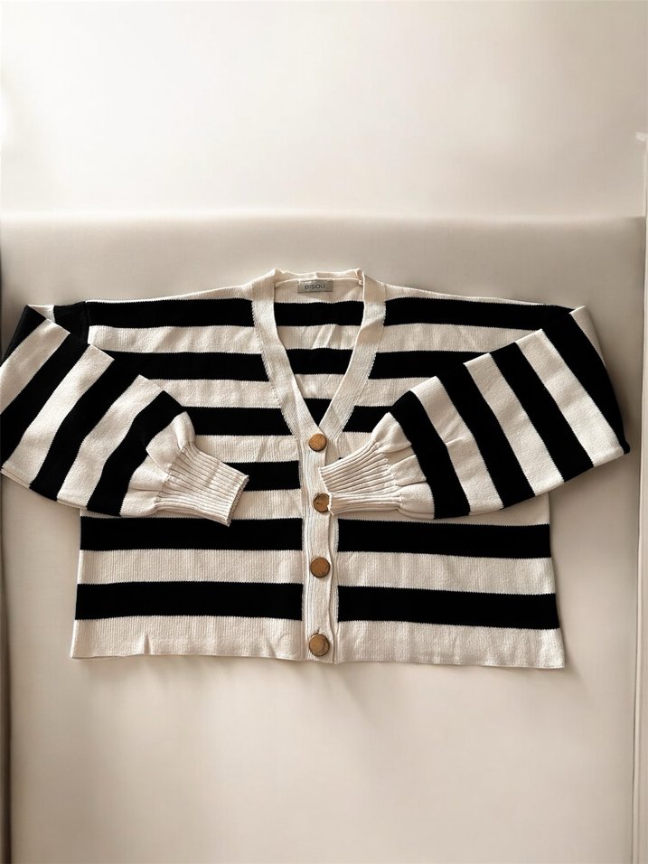 Etiketli Zebra Desenli Bol Kesim Kadın Hırka - Görsel 3