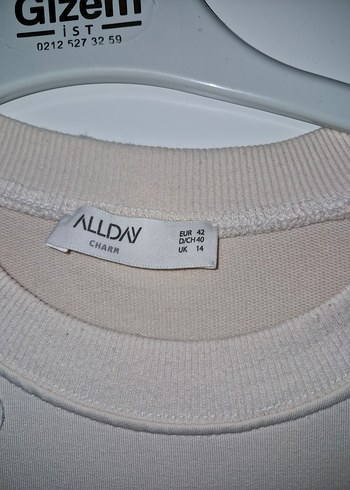 Nakışlı Beyaz Kadın Uzun Kollu Sweatshirt - Görsel 4