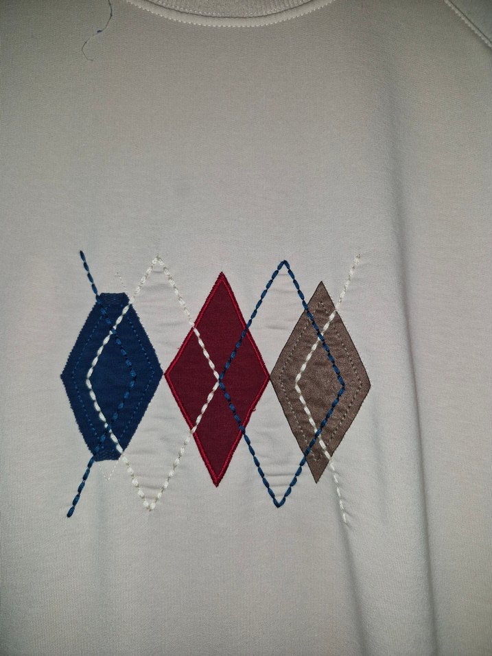 Nakışlı Beyaz Kadın Uzun Kollu Sweatshirt - Görsel 3