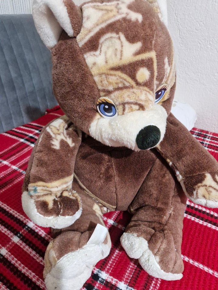 Kahverengi ve Gri Desenli Peluş Oyuncak - Görsel 2