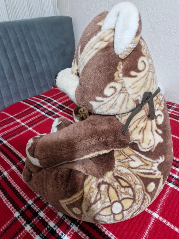 Kahverengi ve Gri Desenli Peluş Oyuncak - Görsel 3