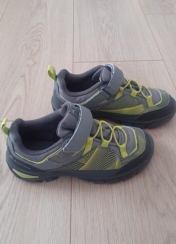 30 Beden gri Renk Decathlon outdoor ayakkabı