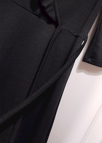 Uzun Kollu Siyah Ofis Elbisesi - Görsel 2