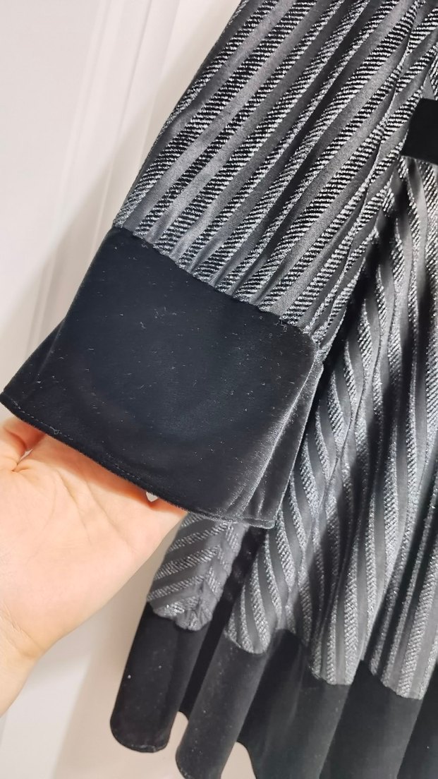 Siyah Dizüstü Abiye Elbise - Görsel 3